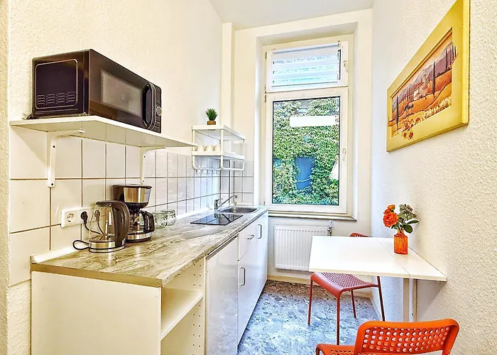 2-schlafzimmer-apartment Bis 4 Pers - Naehe Hbf & Messe Dus *