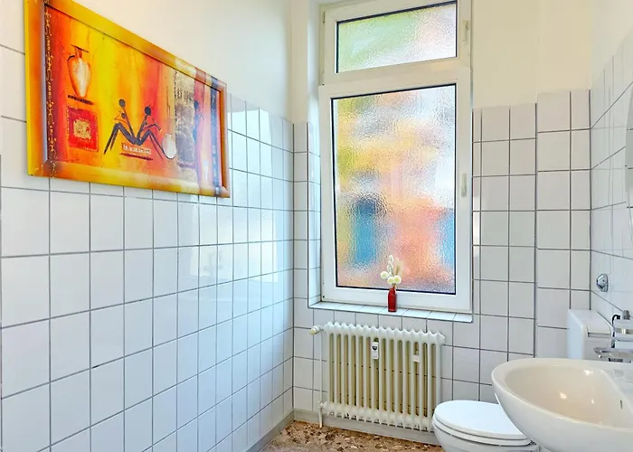 דירה 2-schlafzimmer-apartment Bis 4 Pers - Naehe Hbf & Messe Dus קרפלד